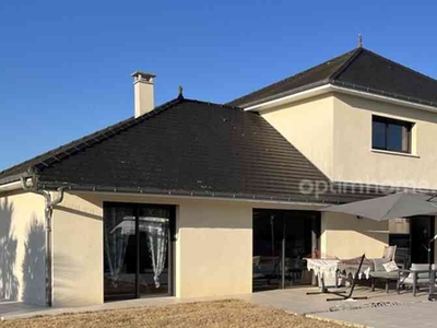 Vente maison 5 pièces 160 m² Oloron-Sainte-Marie (64400)