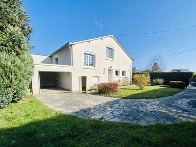 Vente maison 5 pièces 93 m² Saint-Cyr-sur-Loire (37540)