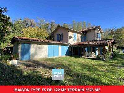 Vente maison 6 pièces 122 m² Castelnau-d'Auzan (32440)