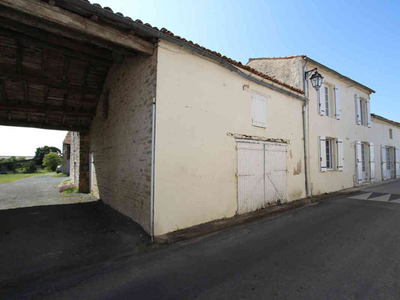 Vente maison 6 pièces 137 m² Tonnay-Charente (17430)