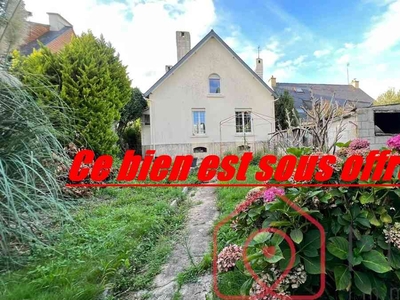 Vente maison 6 pièces 98 m² Pontivy (56300)