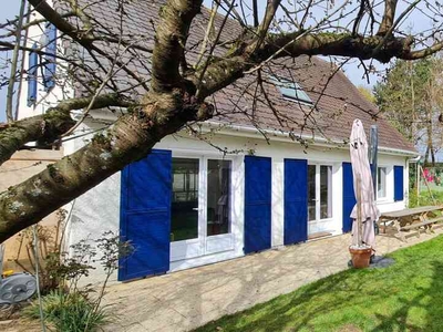 Vente maison 7 pièces 125 m² Lagny-sur-Marne (77400)