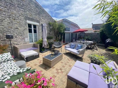 Vente maison 7 pièces 140 m² Saint-Pierre-d'Oléron (17310)