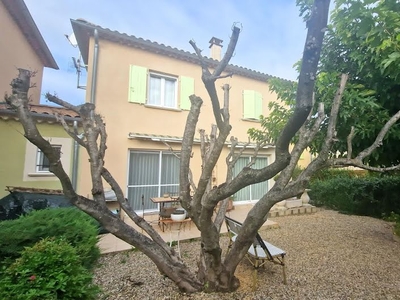 Vente villa 4 pièces 114.81 m²