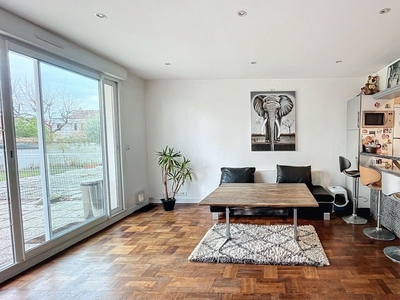 Appartement 2 pièces de 42 m² à Caen (14000)