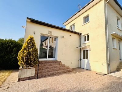 Maison 5 pièces de 97 m² à Soissons (02200)