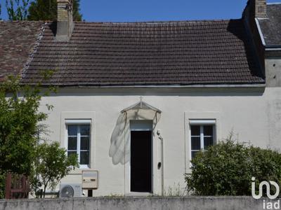 Maison 3 pièces de 79 m² à Nogent-le-Bernard (72110)