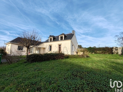 Maison 6 pièces de 135 m² à Saint-Malo-de-Guersac (44550)