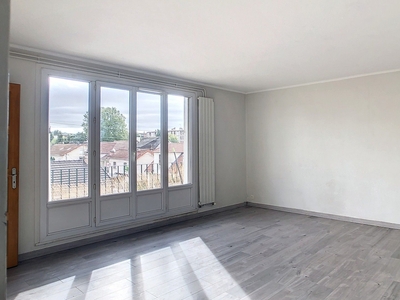 Appartement 1 pièce de 35 m² à Ablon-sur-Seine (94480)