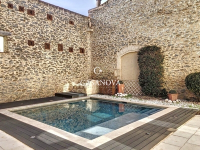 11 room luxury Villa for sale in Olonzac, France