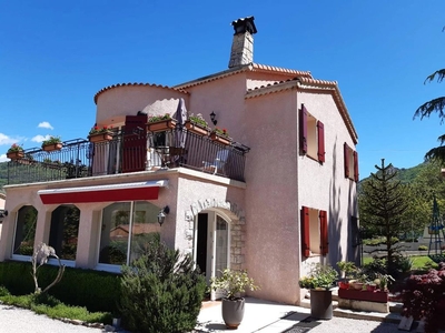 Villa de luxe de 5 pièces en vente Sospel, Provence-Alpes-Côte d'Azur