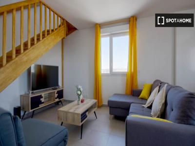 Chambres à louer dans appartement 3 pièces à Marseille