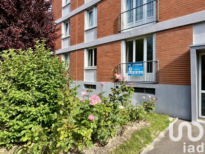 Appartement 3 pièces de 64 m² à Saint-Julien-les-Villas (10800)