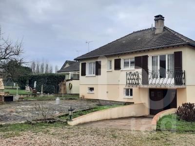 Vente maison 4 pièces 85 m² Villeneuve-sur-Yonne (89500)