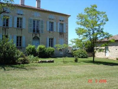 Château Lasserre Meublé Parc