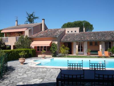 Villa de charme avec piscine privée près de Toulouse