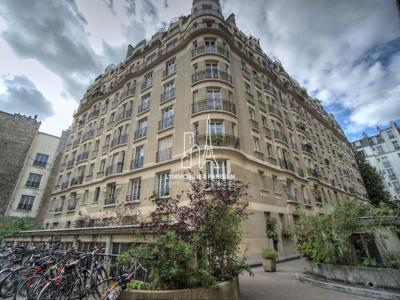 Appartement de 1 chambres de luxe en vente à Montmartre, Abbesses, Grandes-Carrières, France