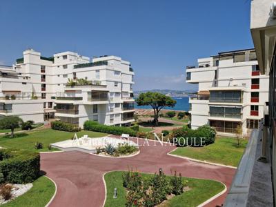Appartement de 2 chambres de luxe en vente à Mandelieu, France