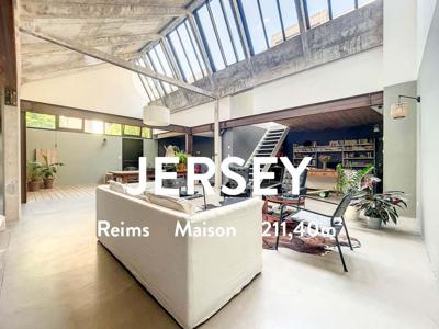 Maison de 7 pièces de luxe en vente à Reims, France