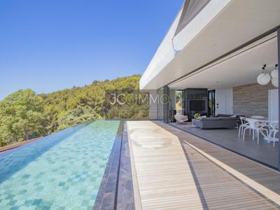 Villa de 10 pièces de luxe en vente La Valette-du-Var, Provence-Alpes-Côte d'Azur