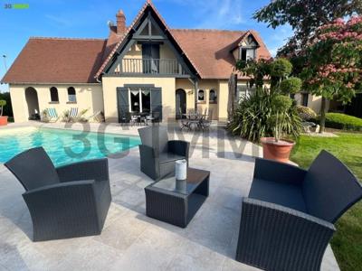 6 room luxury Villa for sale in Chartres, Centre