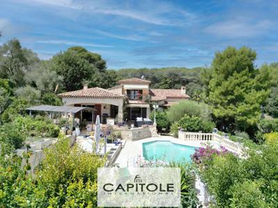 Villa de luxe de 5 pièces en vente Antibes, Provence-Alpes-Côte d'Azur