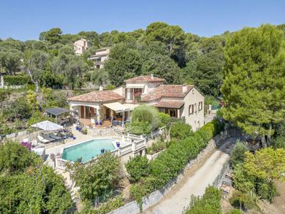 Villa de luxe de 6 pièces en vente Antibes, Provence-Alpes-Côte d'Azur