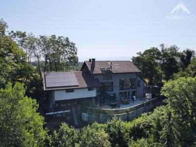 Maison de luxe en vente à Chevry, Rhône-Alpes