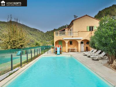 Villa de luxe de 5 chambres en vente La Roquette-sur-Var, Provence-Alpes-Côte d'Azur