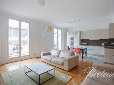 Location meublée appartement 5 pièces 120 m²