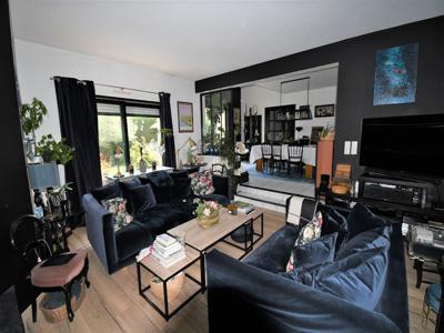 Vente maison 9 pièces 206.45 m²