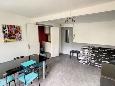 Location meublée appartement 1 pièce 24 m²