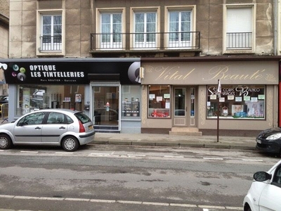 Vente locaux professionnels 83 m²