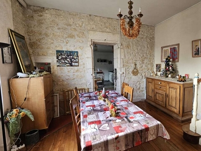 Vente maison 4 pièces 125 m² Saint-Yrieix-sur-Charente (16710)