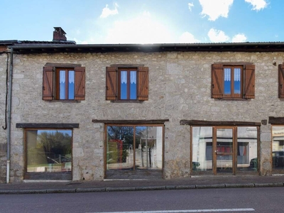 Vente maison 4 pièces 200 m² Sauviat-sur-Vige (87400)
