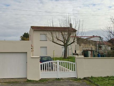 Vente maison 5 pièces 121 m² Saint-Georges-des-Coteaux (17810)