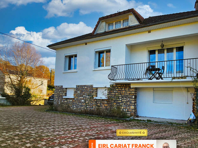 Vente maison 8 pièces 169 m² Saint-Agnant-de-Versillat (23300)