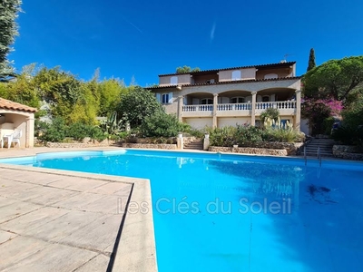 Vente villa 10 pièces 355 m²